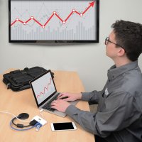 USB 3.1 Gen 1 USB-C to VGA Adapter USB 3.1 Gen 1 USB-C to VGA Adapter