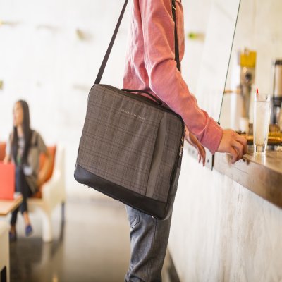 HP SLIM ULTRABOON TOP LOAD SACOCHE POUR CHROMEBOOK SPECTRE ELITEBOOK HP SLIM ULTRABOON TOP LOAD SACOCHE POUR CHROMEBOOK SPECTRE ELITEBOOK