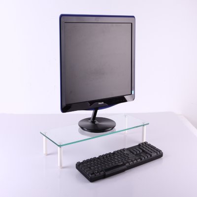 NewStar NSMONITOR10 est un support de moniteur pour les écrans CRT et écrans plats. NewStar NSMONITOR10 est un support de moniteur pour les écrans CRT et écrans plats.