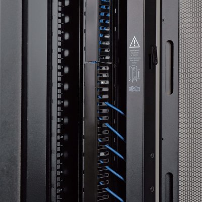 42U Server Rack Euro-Series Expandabl 42U Server Rack Euro-Series Expandabl